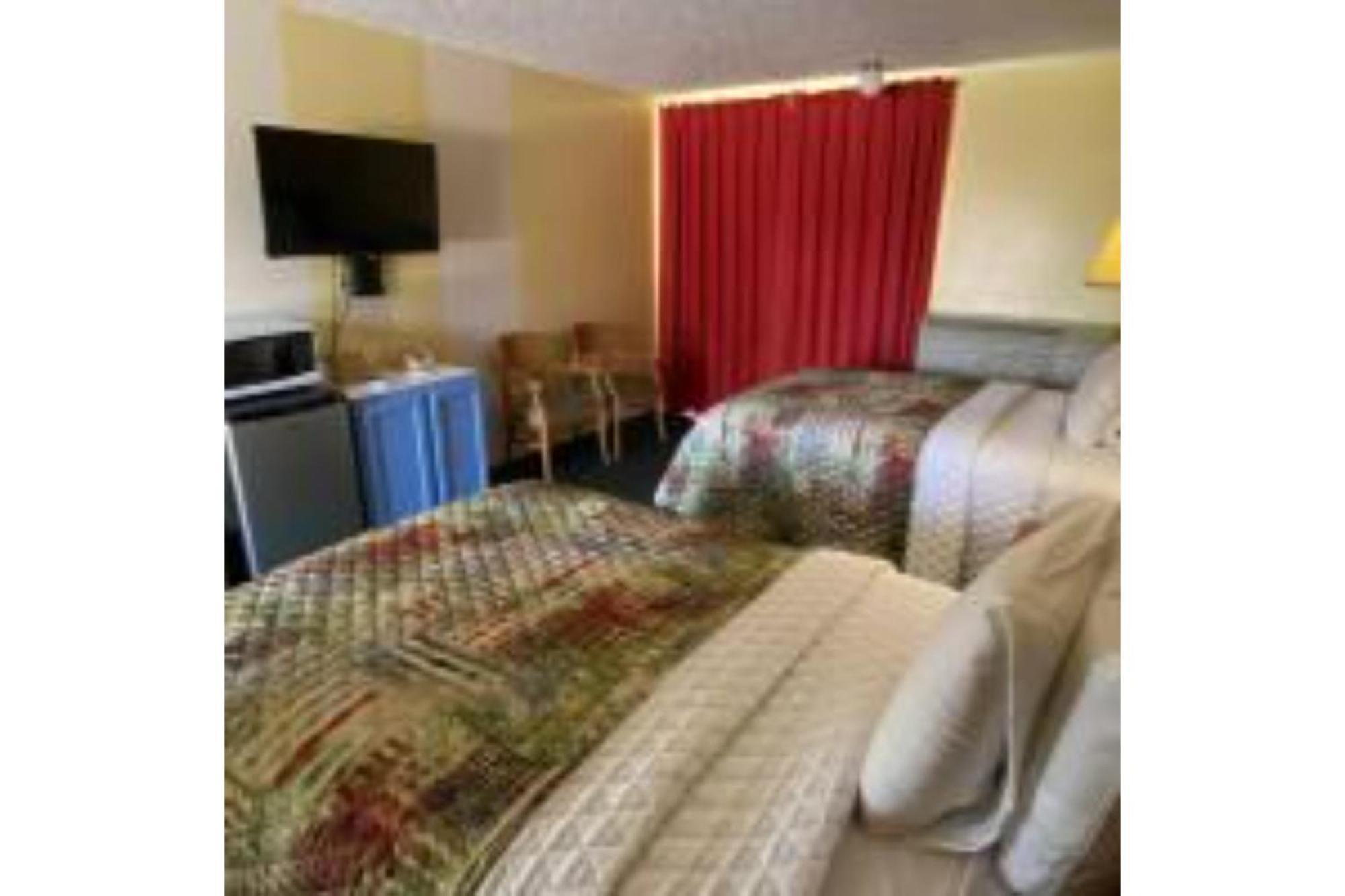 Lake Country Inn Riverside 외부 사진
