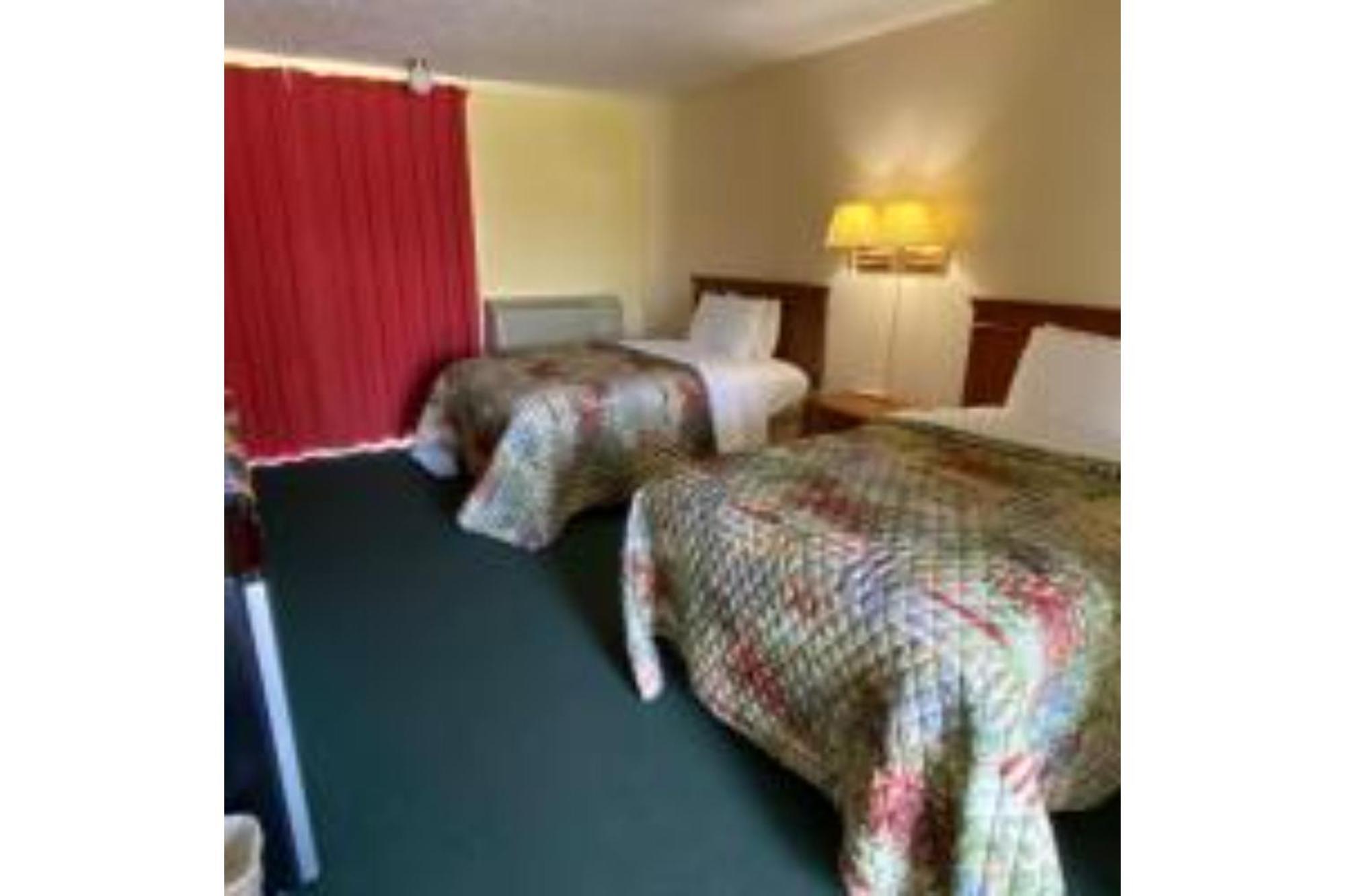 Lake Country Inn Riverside 외부 사진
