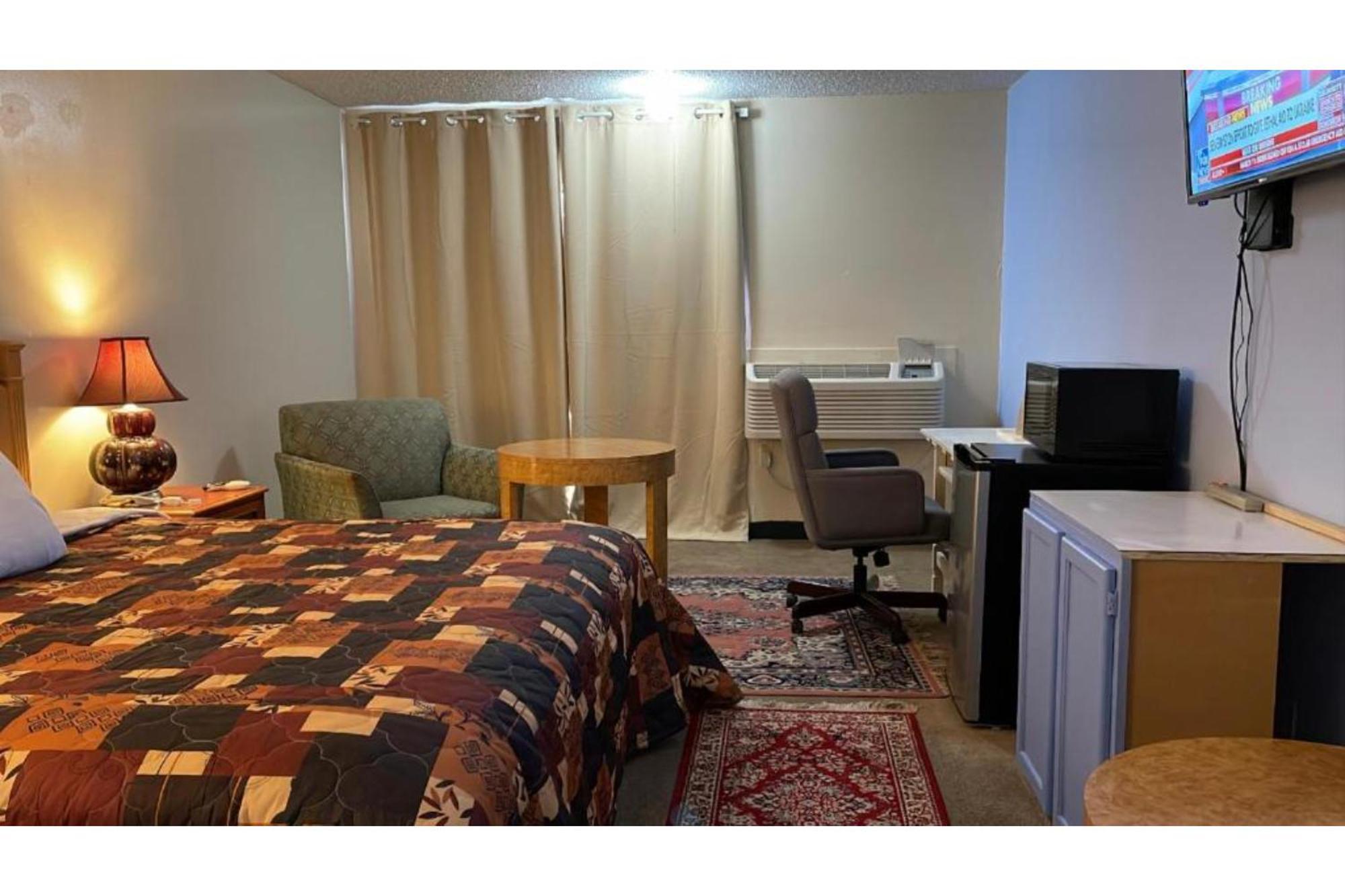 Lake Country Inn Riverside 외부 사진